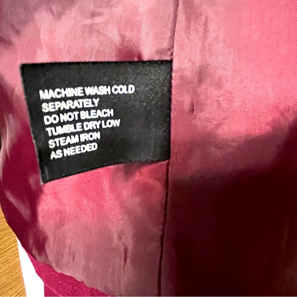 MIX IT Cropped Cotton Double Breasted Jacket Burgundy Size M Women’s EUC - Picture 9 of 9